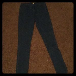 Skinny jeans High waisted.